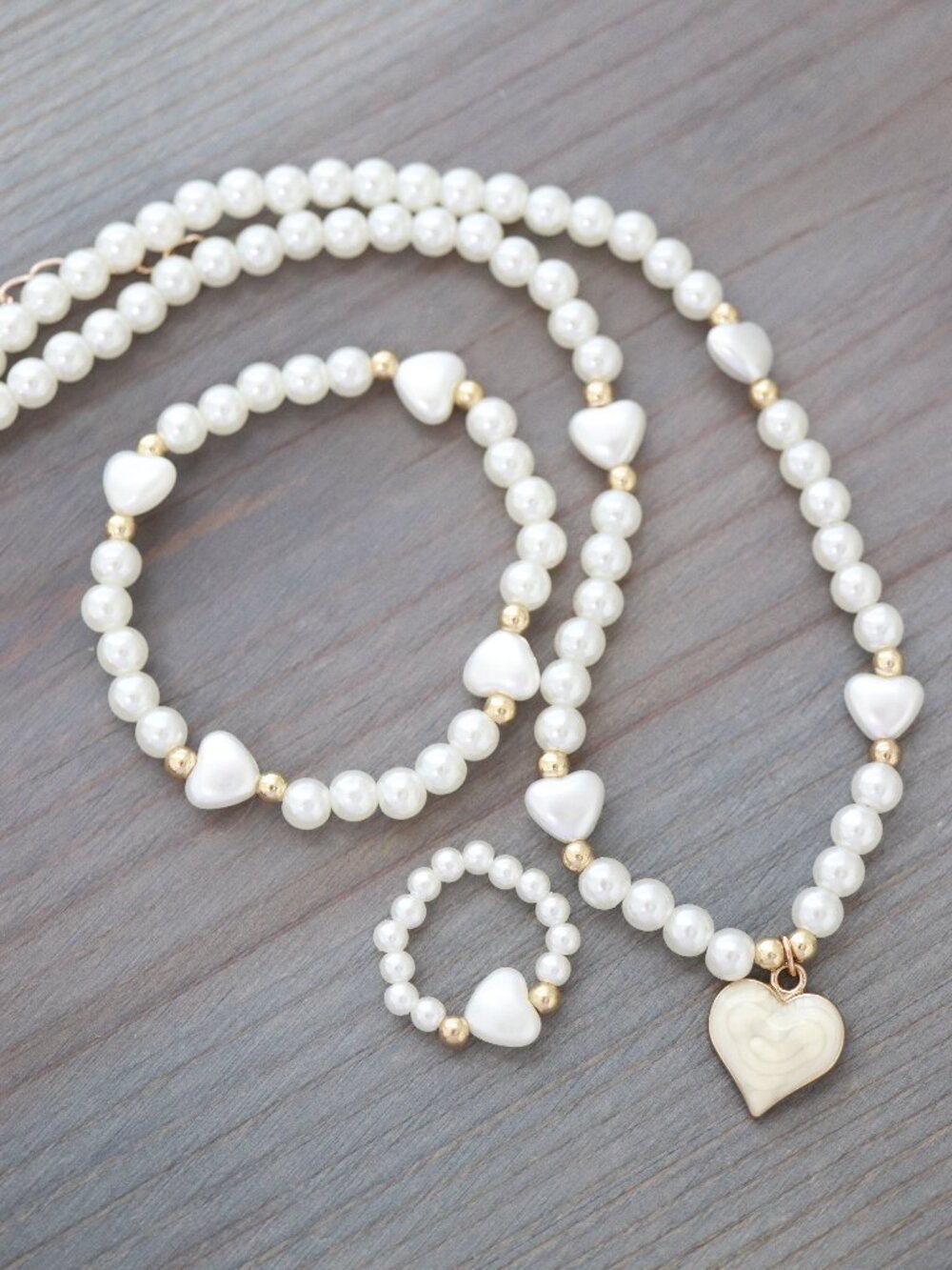 Heart Mother of Pearl Pendant in Heart/Beads Chain Style 18k Gold Plate Set